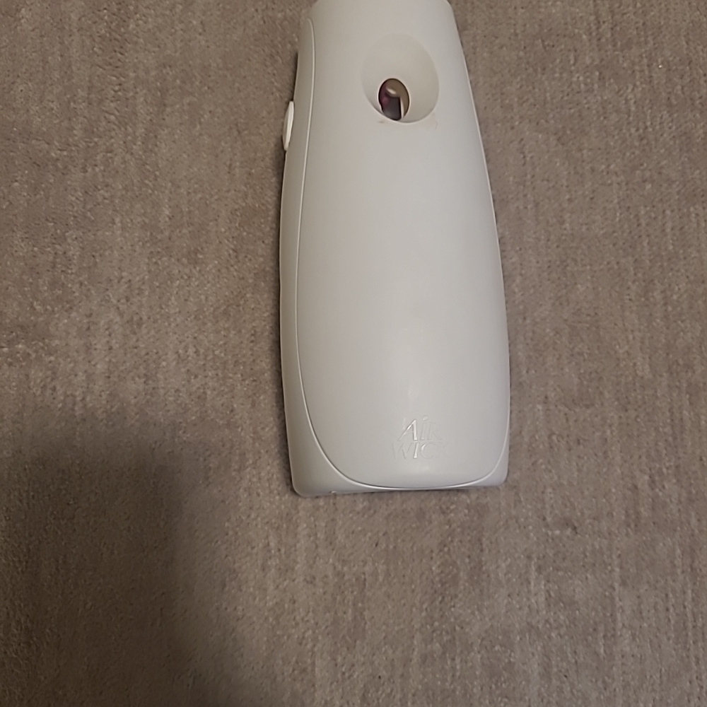 Automatic Air Freshener Dispenser - White